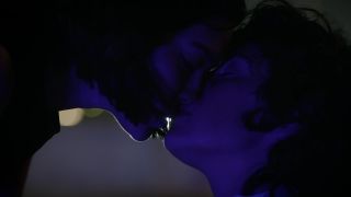 Mishel Prada, Roberta Colindrez - Vida s03e04 (2020) HD 1080p - (Celebrity porn)-2