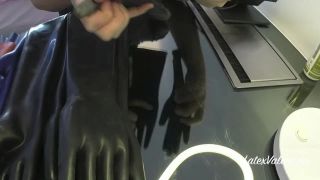 online video 27 Rubber gloves black, feet fetish sites on black porn -0