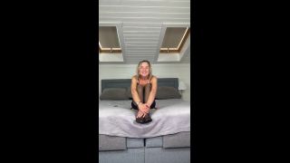 Sasha Nylon (sasha) Nylon Lingerie Sasha Nylon Masturbates And Gets An Orgasm (Pornstar)-3