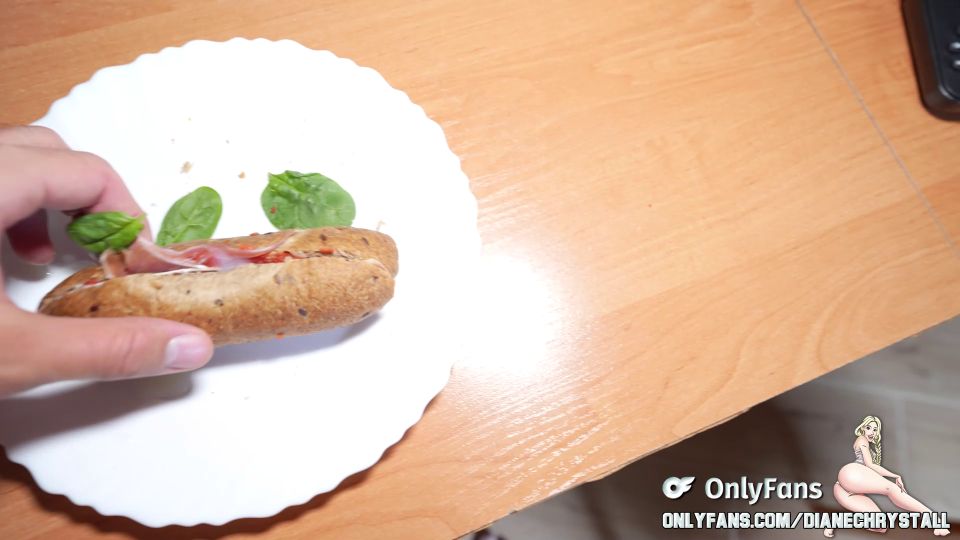  Fetish porn  Diane Chrystall is Frozen Stepmommy Impregnated Incest