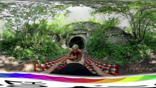 Natalie Cherie - Covert Picnic 1920p-1