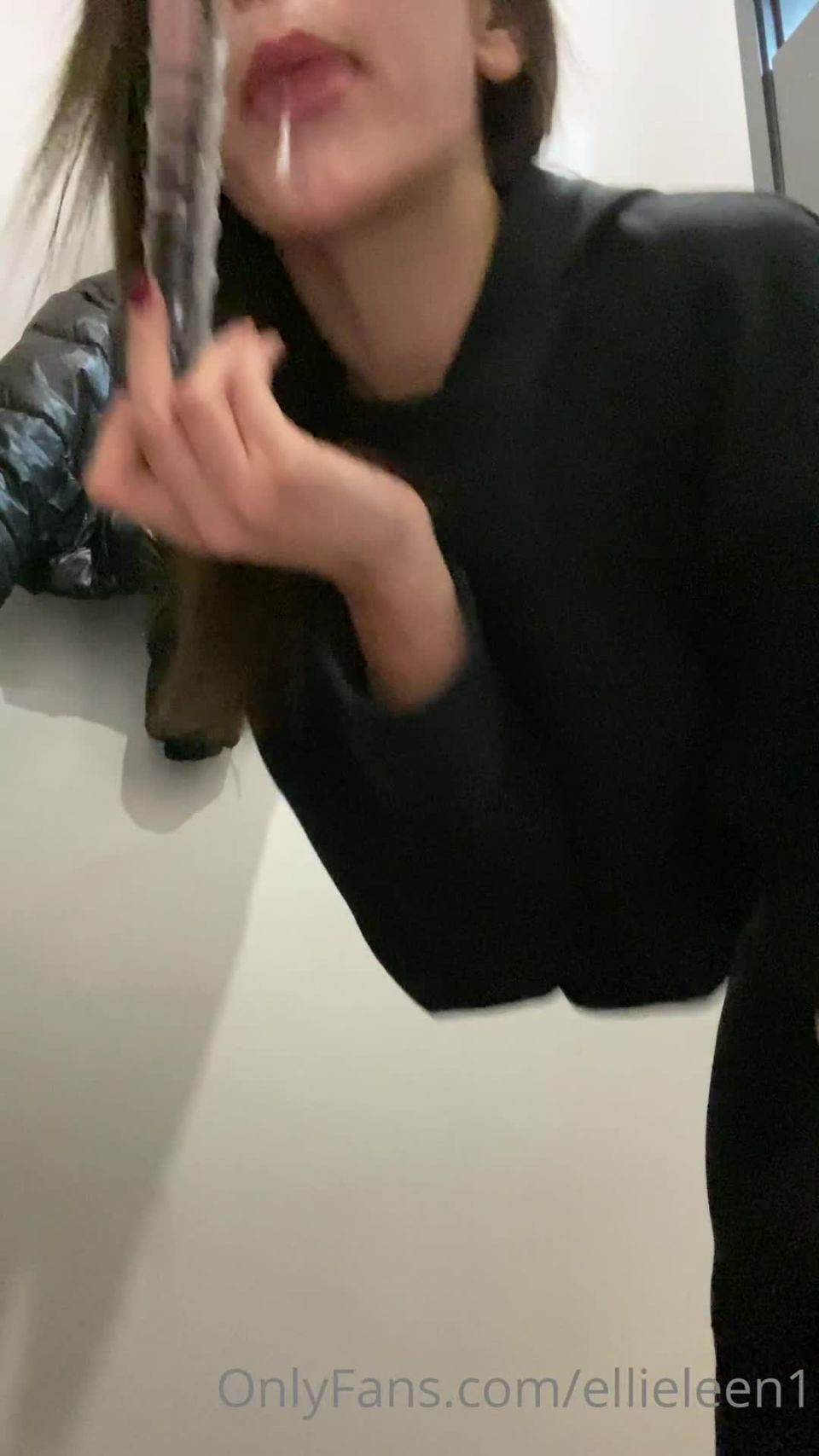 Ellieleen's Big Ass in 1080P - Intense Dildo Fucking Showdown!