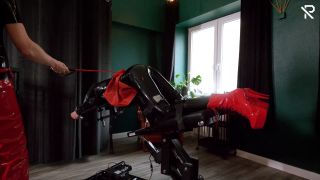 Latexslut Training In The Homeoffice-6