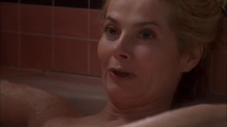 Veronica Hart - Six Feet Under s01e05 (2001) HD 720p!!!-4