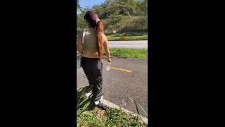 VIDEO XXX DE CONDUCTOR DE UBER Y PASAJERA,SOBRE LA CARRETERA RICA CHICA NO TIENE COMO PAGAR-3