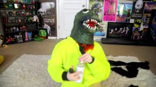 Sammy - thegoldengoddes () Thegoldengoddes - godzilla puts in a butt plug and dildo play 10-01-2020-1