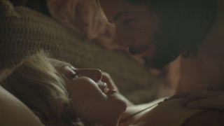 Chloe Brooks, Ari Graynor - Im Dying Up Here s02e01 (2018) HD 1080p - (Celebrity porn)-3