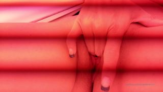 MEGA-FANS - syrendemerxxx-25-07-2019-46312151-What do you do while tanning  I do this...and trying to be quiet  Lol ППП-9