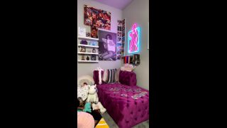 Violet Brandani PRj2rcKTA1bJhb3iL13JECQJrz5v2EGx-2