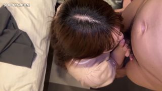 FC2PPV 4707284 激激かわ保育学./.生ちゃんのぱいぱんぴるまんこに1週間溜めた特濃せいしをぶち込み。お腹押したらすぐイッちゃうの可愛すぎて昇天。-1