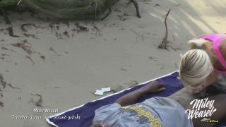 [K2S.CLUB] Miley-Weasel - Von fremdem BBC am Srand gefickt - FullHD 1080P-1