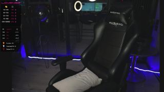 Seductive Lovers' Hot Night: Passionate Moments Unveiled-1