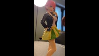 Hentai Videos 五等分の花嫁中野一花制服ver.フィギュアにぶっかけオナニー-6
