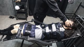 Fantia jp DDD04004120 (Uniform Tape Suffocation) 制服テープ窒息10分-0