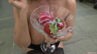 adult video clip 47 Janet Mason. Janet Mason Uses A Straw To Gobble Down Hot Loads Of Cum [Full HD 2.01 GB] | bukkake | bukkake porn fat fetish porn-9