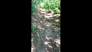 Jolee Love Takes It Outdoors: Lakefront Blowjob Thrillers-7