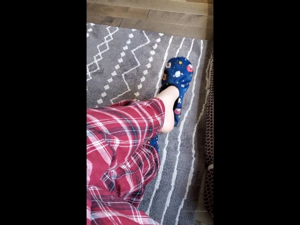 Sloans Paws aka sloan_paws - 03-12-2020 OnlyFans Video - Are you guys liking the amount of clips posted or would you prefer more photo sets video Sloans Paws hardcore