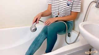 Cum For Kate - Wet leggings and a wet T - shirt in the bathroom - Soaked panties-1