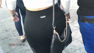 CandidCreeps 759 Latina Public Butt Grande Culo Yoga Pants Vo-8