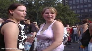 porn clip 43 MJ028 Downblouse and boob punch on webcam -1