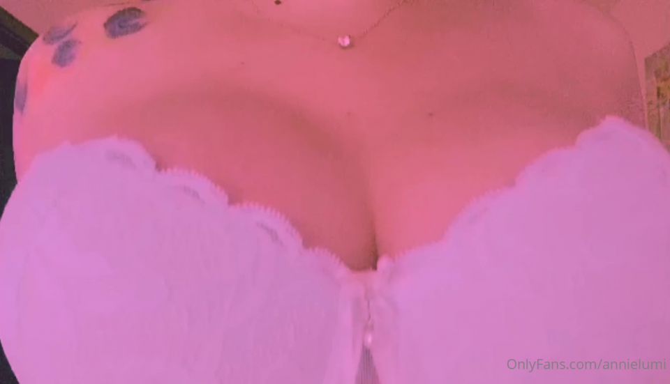 Onlyfans - Annie Lumi - annielumiConejito que RICO pensar Que estoy ENCIMA TUYO - 12-12-2021