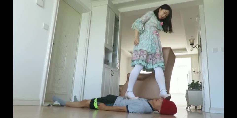 Chinese femdom trample ballting