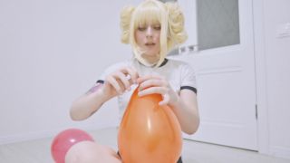 SpookyBoogie – Toga Himiko Blows and Pops Ballons.-1