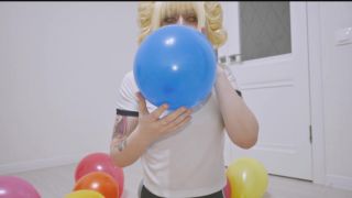 SpookyBoogie – Toga Himiko Blows and Pops Ballons.-5