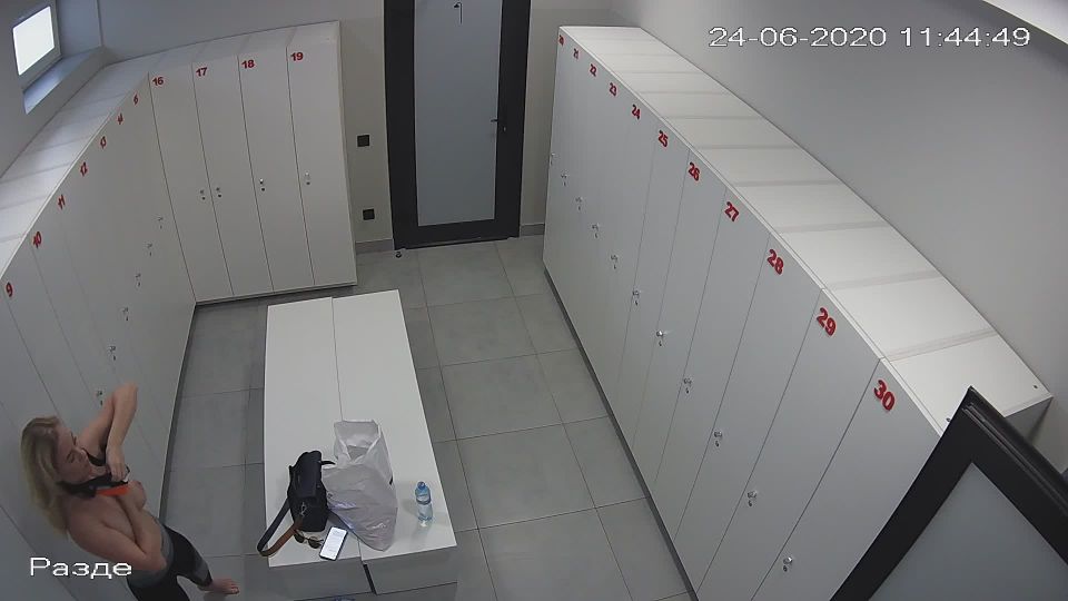 dressing room 3063