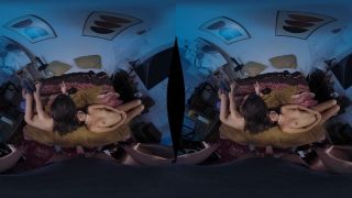 VR Bliss! Hazel Heart & Natalie's Steamy 2K Sexy Showdown-9