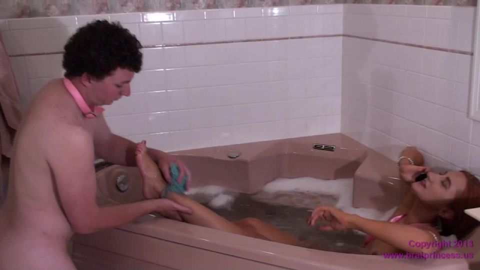 Cuckold Serves Princess while Taking Bath - Amadahy Sex ...