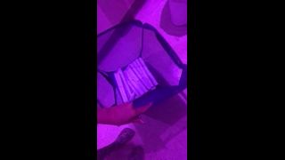 RICHELLE RYAN () Richelleryan - video at the club getting ready for the stage 20-05-2017-3