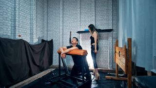 Noirqueenie Face Slapping Training Angle 2 (Fetish porn)-2