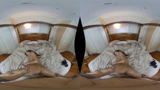 Zoe Bloom In Bloom VR UltraHD 4K Oculus Vive Sex Fantasy-9