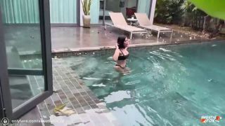 Sweetie Fox Fucks Pervy Pool Cleaner Sweetie Fox Anal-1