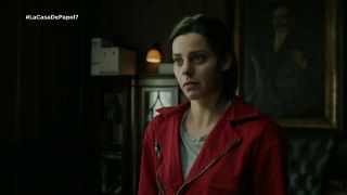 Clara Alvarado - La Casa De Papel s01e07 (2017) HD 720p - (Celebrity porn)-1