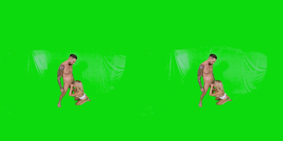 Danielle Renae Show: Hardcore VR Sex in 4K Quality With MILF