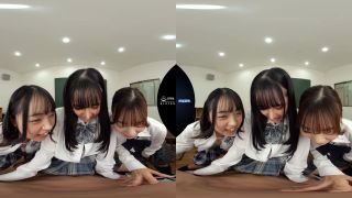 AQUBE-055 【VR】無邪気でちっちゃいクラスメイトが陰キャな僕のチ〇ポにわらわら群がってきた-9