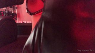 Mistress Terra - obeymistressterra ObeymistressterraKiss my leather glove - 23-07-2020 - SiteRip-6