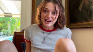Shrooms Q FamilyTherapy – Shrooms Q: Freak  redhead-2