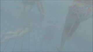  Voyeur Under the water in the swimming pool - pcolle YMUW-1005, voyeur on voyeur-9