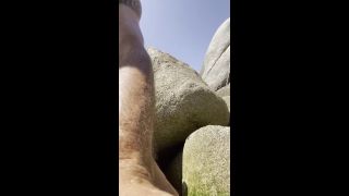 Female Solo hugot 93 15.06.25 paja en la playa-6