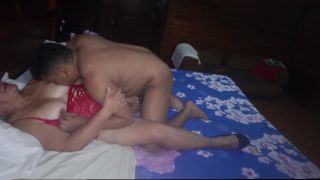 Mommilf30 - Eating the pussy of an unfaithful mature woman in her country house, hiding from her husband-4