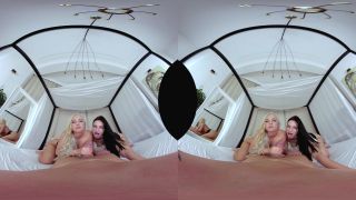  reality | Kristy Black, Leanne Lace in Valentine Threesome | virtual reality-9