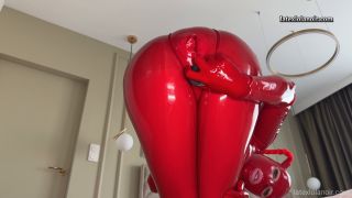 Lola Noir - Stuffing both my rubber holes.-4