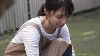 Yamagishi Aika PRED-360 I Was Bored In The Countryside Where My Husband Was Transferred, And I Invited Him To The Countryside, And Every Day, Every Day, I Was Sweating And Spoiled ... Aika Yamagishi (B...-1