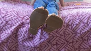 Stunning Footjobshoejob With Marvellous Sandals And Huge Cumshot...-8