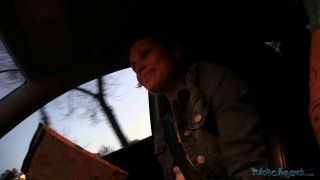 Szilvia (Amateur porn)-1