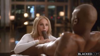 6262 Masseuse Emma Cant Keep Her Hands Off Clients Bbc-1
