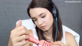 Ellen Page Does ASMR Solo DeepFake-8